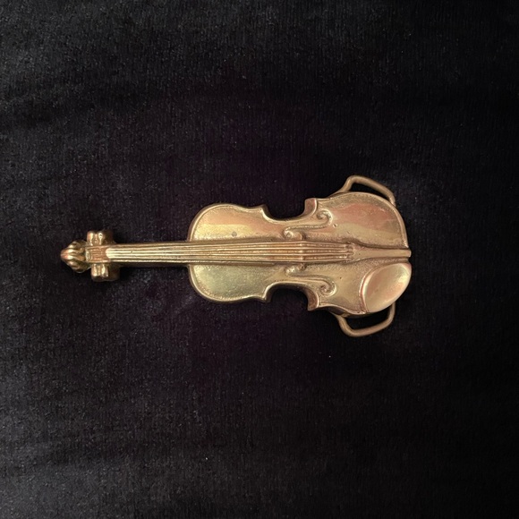 Vintage 1970’s Brass Fiddle/Violin Belt Buckle by Waisted Belts - Picture 2 of 9